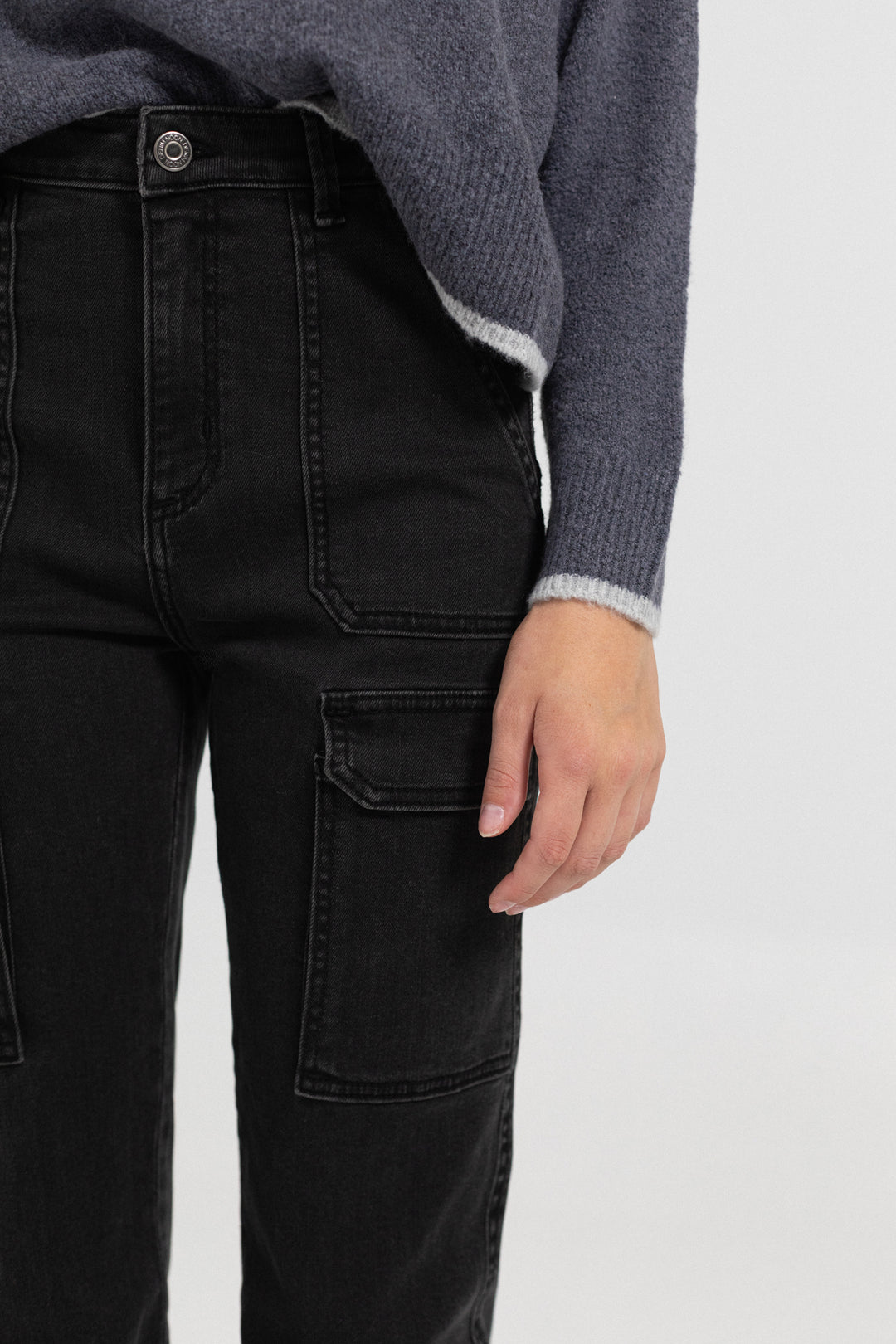 JEANS HIGH RISE CARGO DENIM