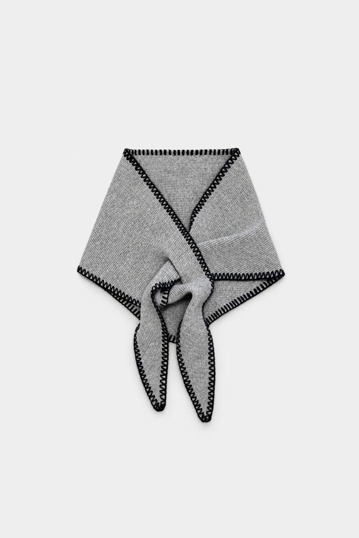 CONTRAST STITCH KNIT BANDANA