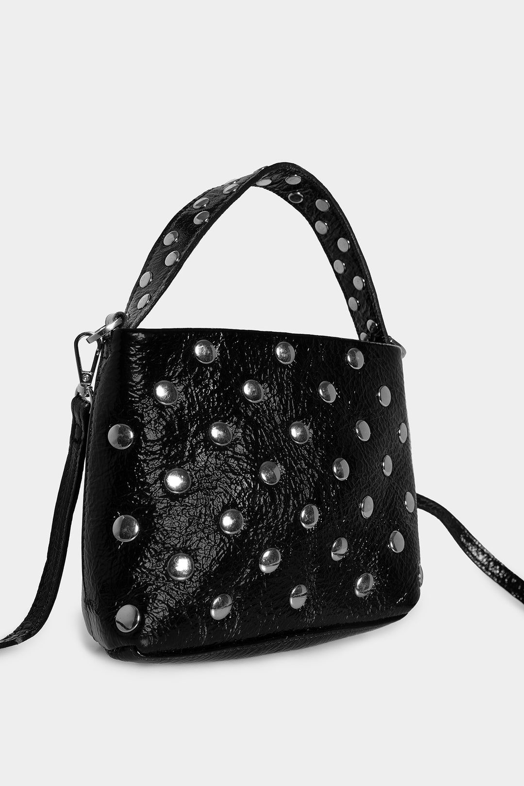 BOLSO PIEL CUBO TACHAS