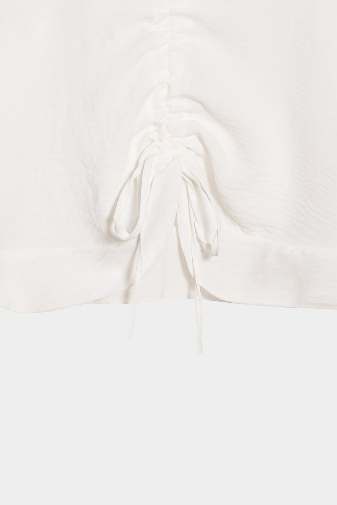 CAMISA ESCOTE PICO