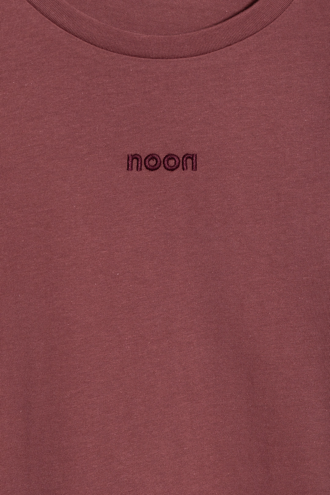 STUDDED T-SHIRT WITH SLIT