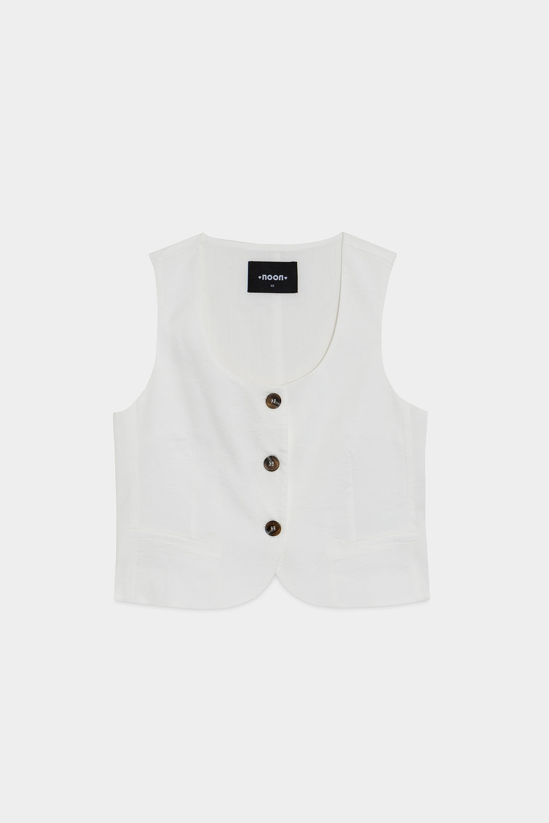 COLETE COM DECOTE FECHADO COM BOTÕES