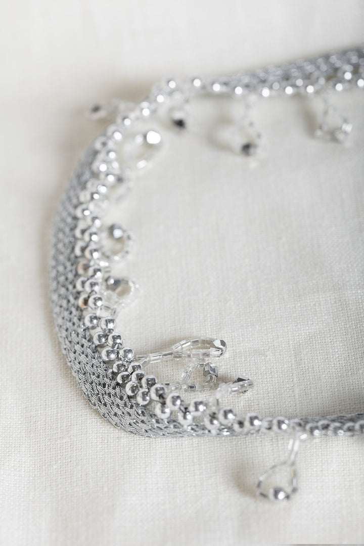 COLLAR CORBATERO BOLITAS
