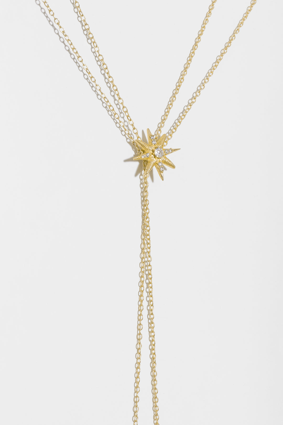 COLLAR LARGO ESTRELLA CADENAS