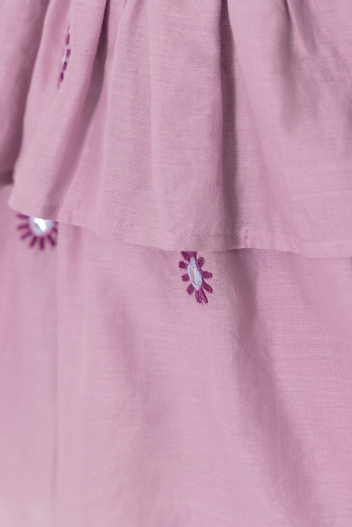 MINISSAIA COM DETALHE