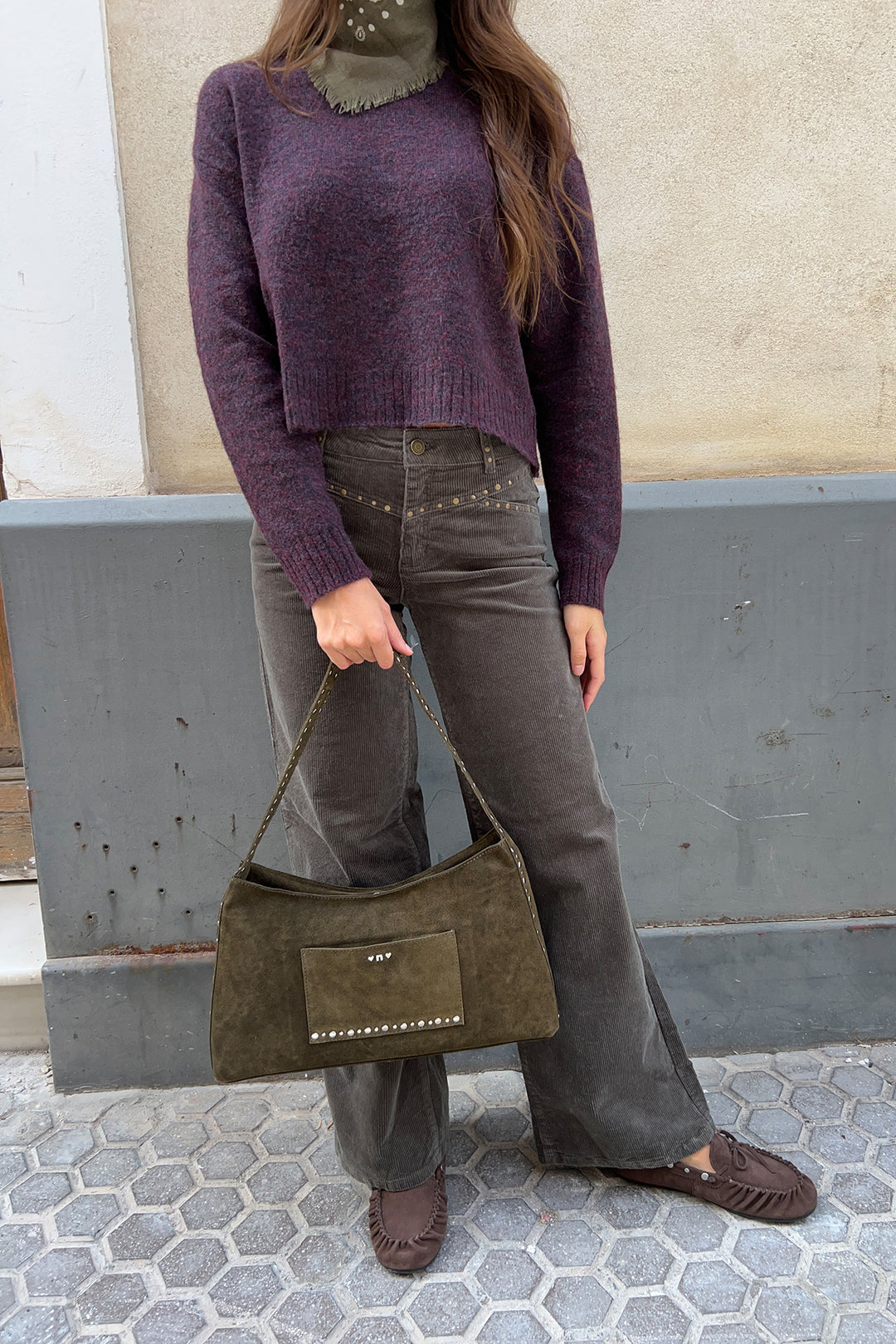 BOLSO OVERSIZE BOLSILLO TACHAS