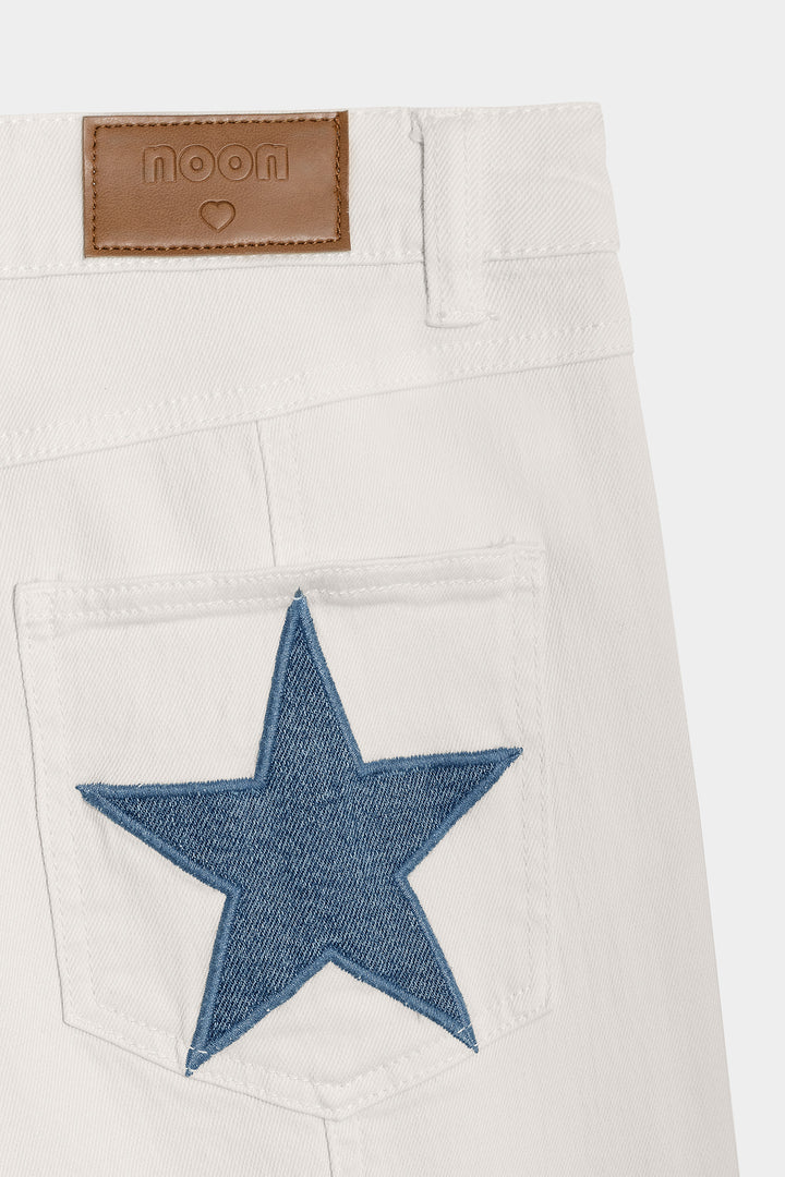 JEANS WITH CONTRAST STAR POCKET