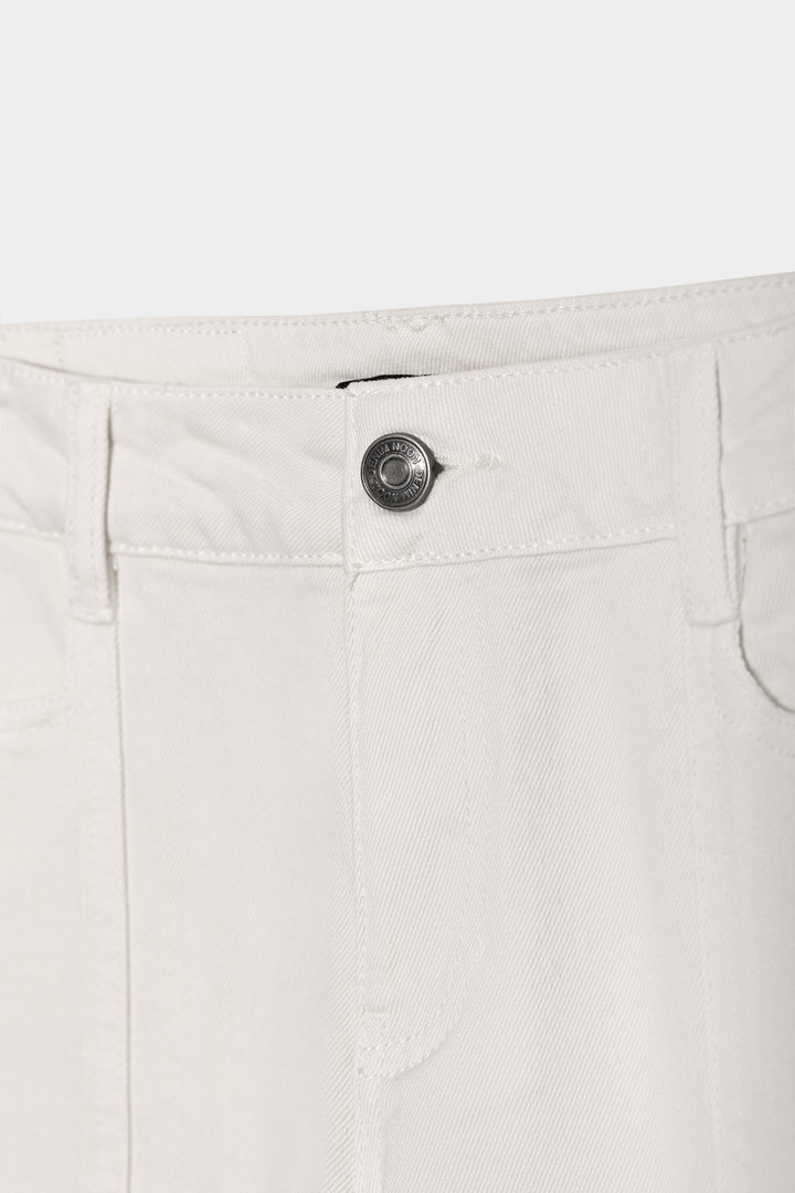 JEANS WITH CONTRAST STAR POCKET