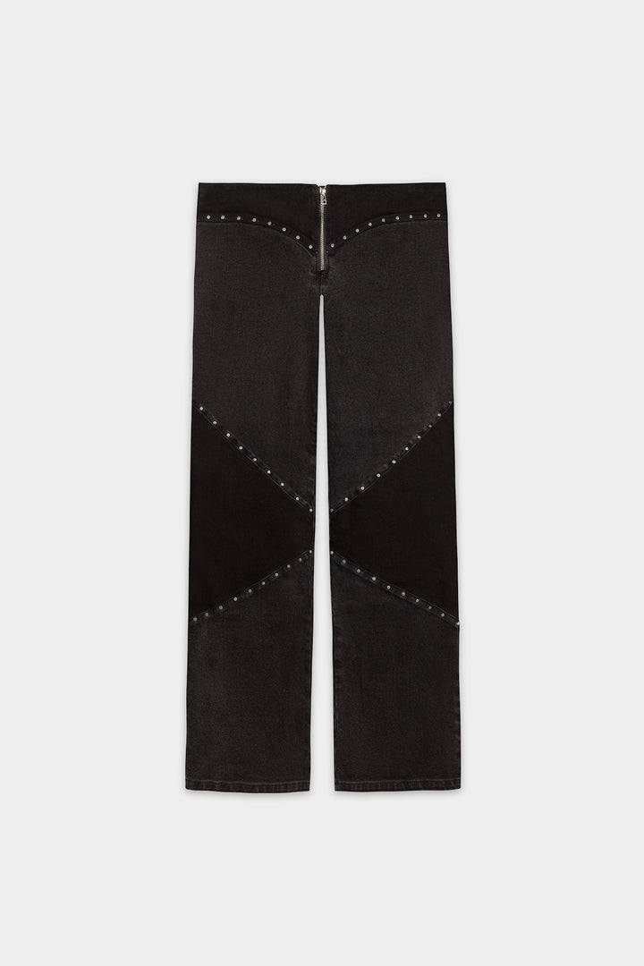 SHORT JEANS WITH STUDS