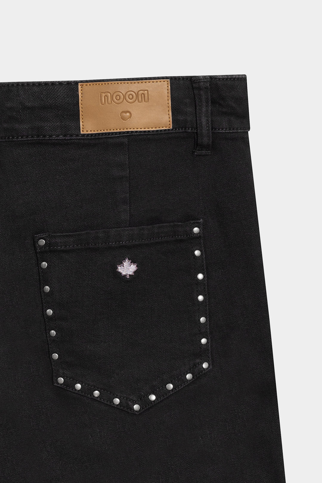 CULOTTE JEANS WITH STUDDED POCKETS