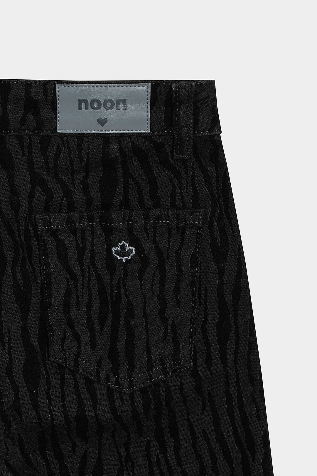 STRAIGHT VELVET PRINTED JEANS