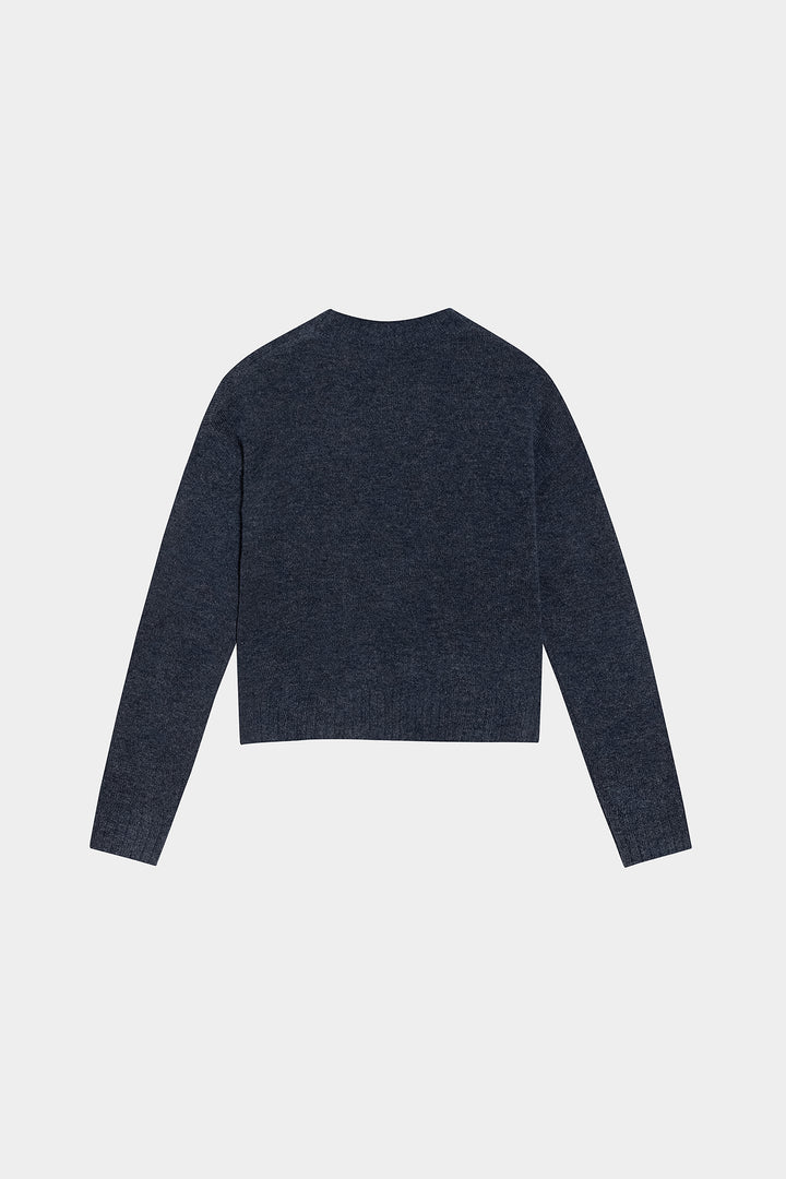 T-SHIRT COM GOLA CAIXA