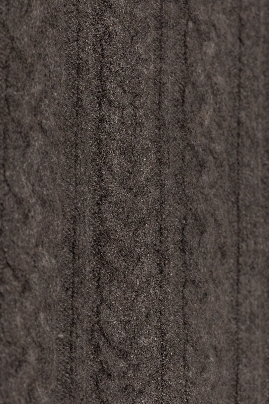 SWEATER DE GOLA BOX COM TRANÇA