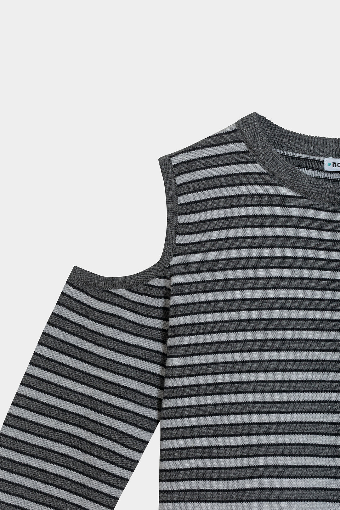 CAMISETA LISTRADA COM OMBRO