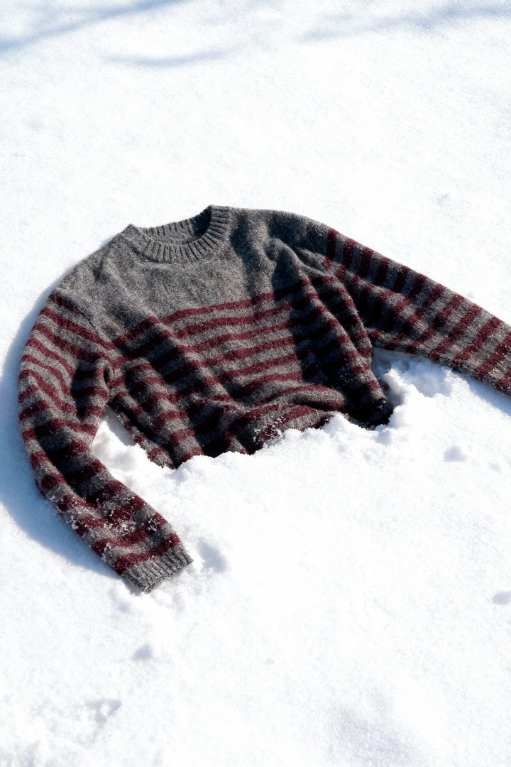 JERSEY COM GOLA BOXE LISTRADA