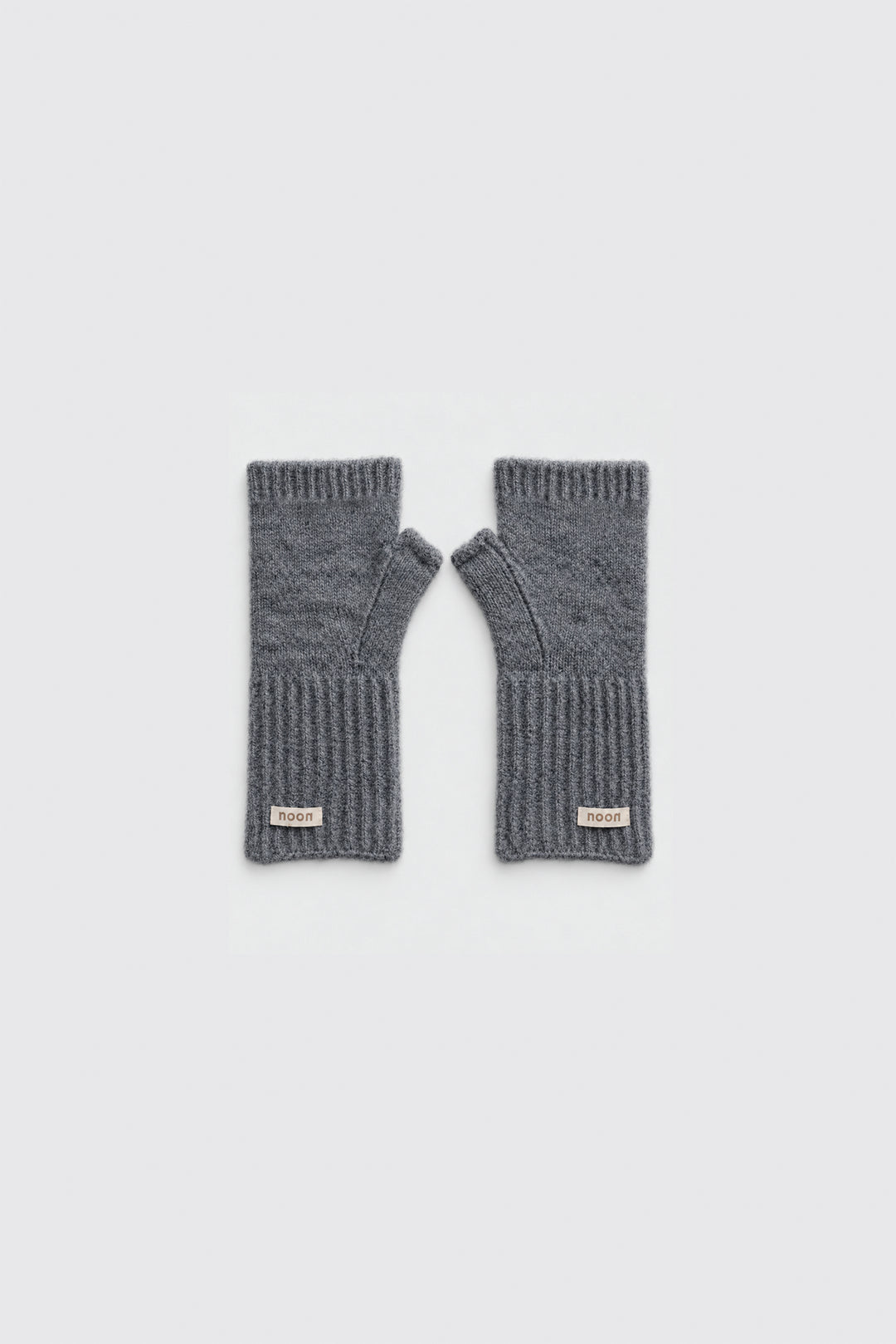 KNIT MITTENS