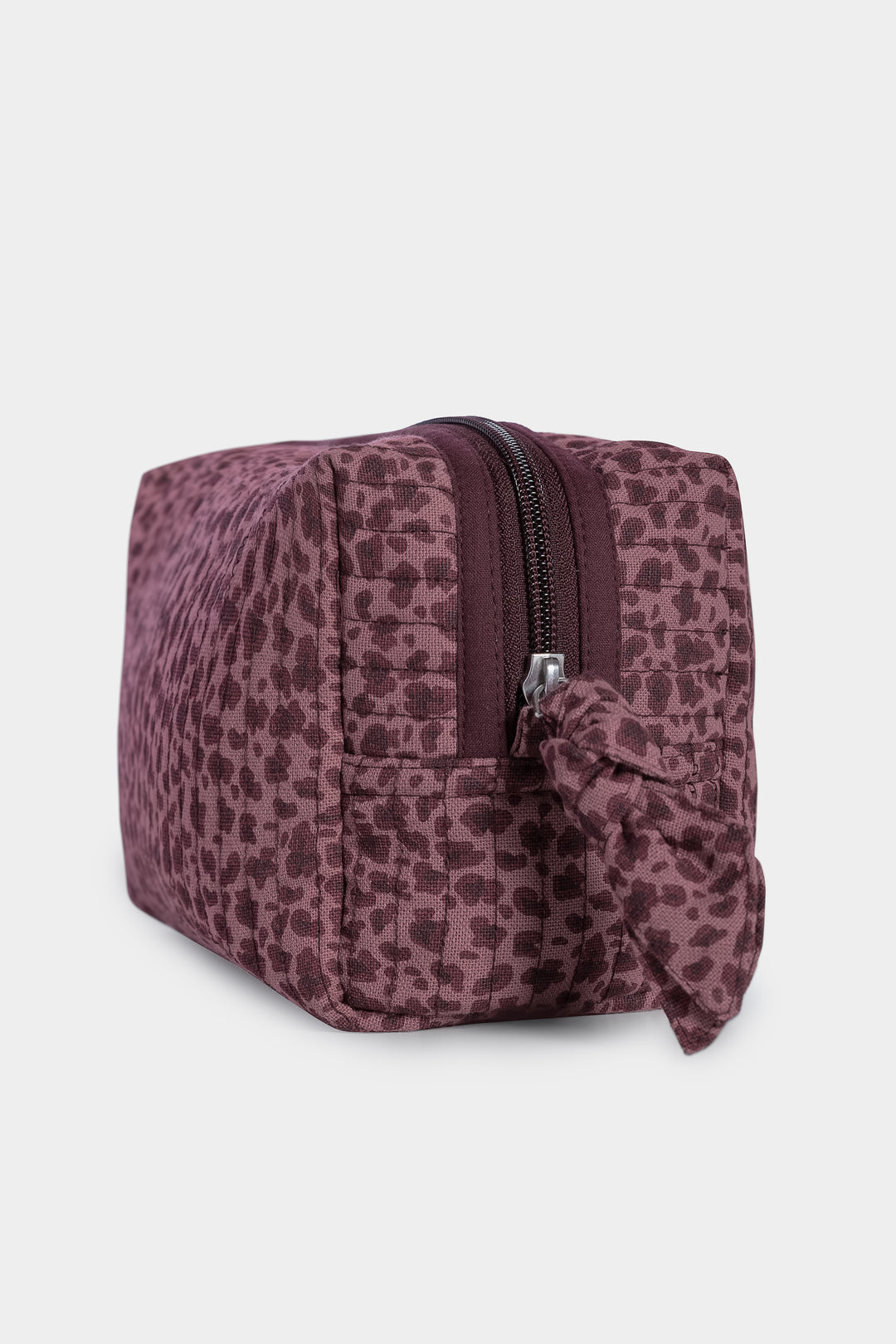 TRAVEL TOILETRY BAG