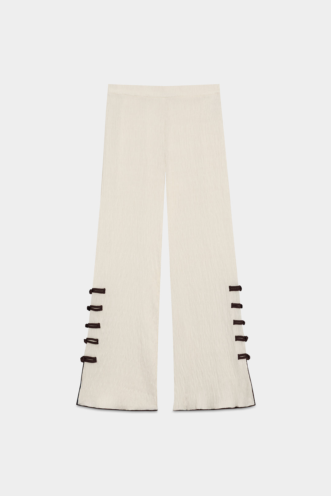 PANTALON NUDOS ABERTURAS