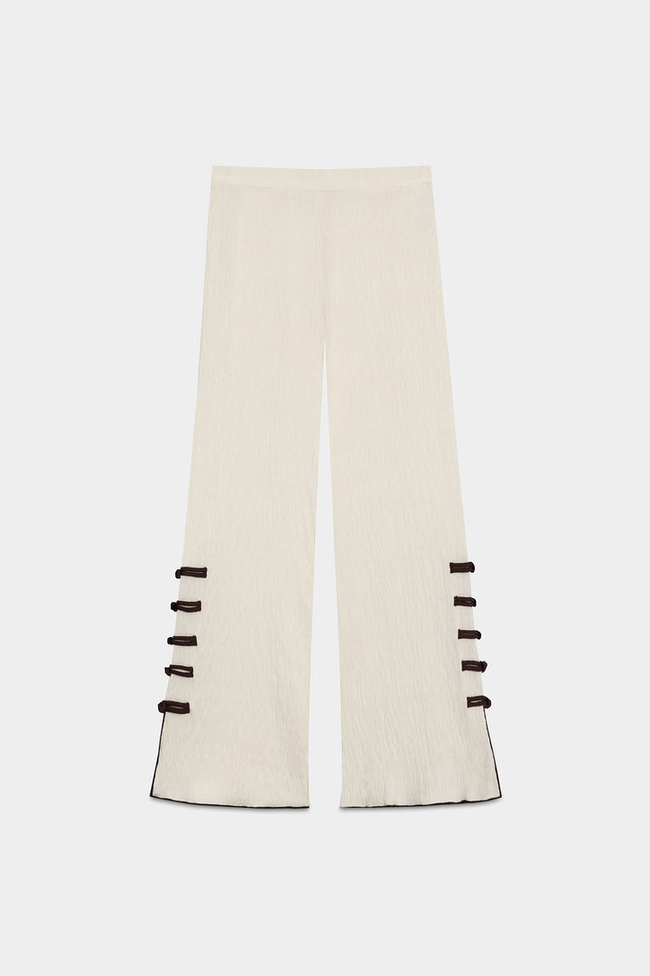 PANTALON NUDOS ABERTURAS