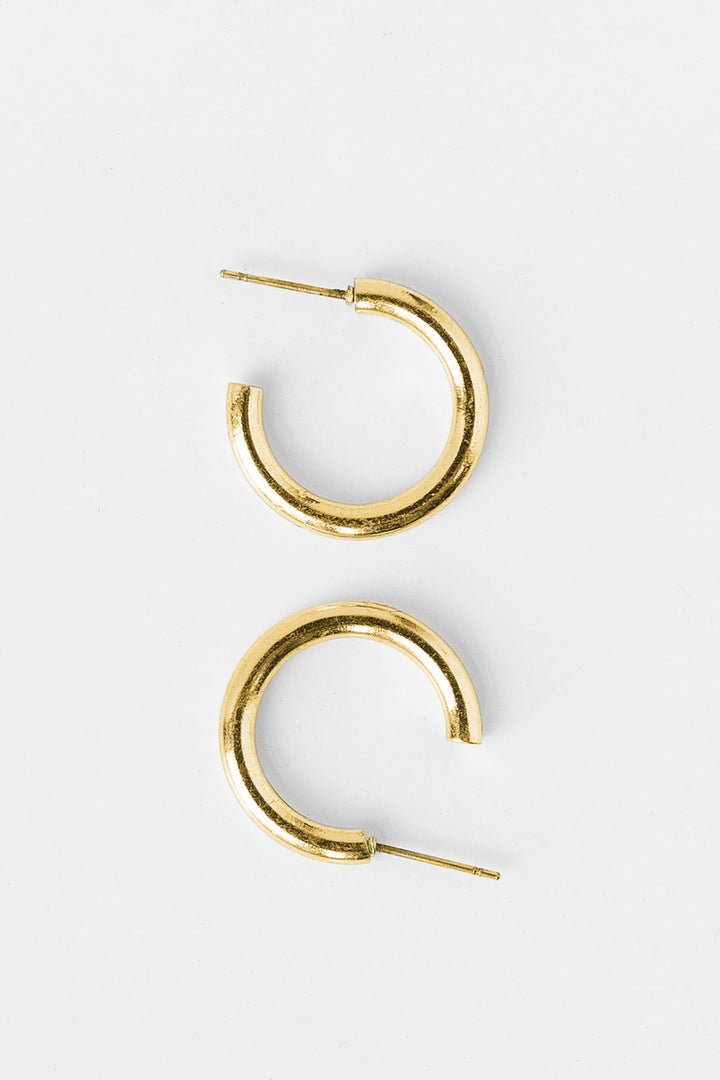 MEDIUM HOOP EARRINGS