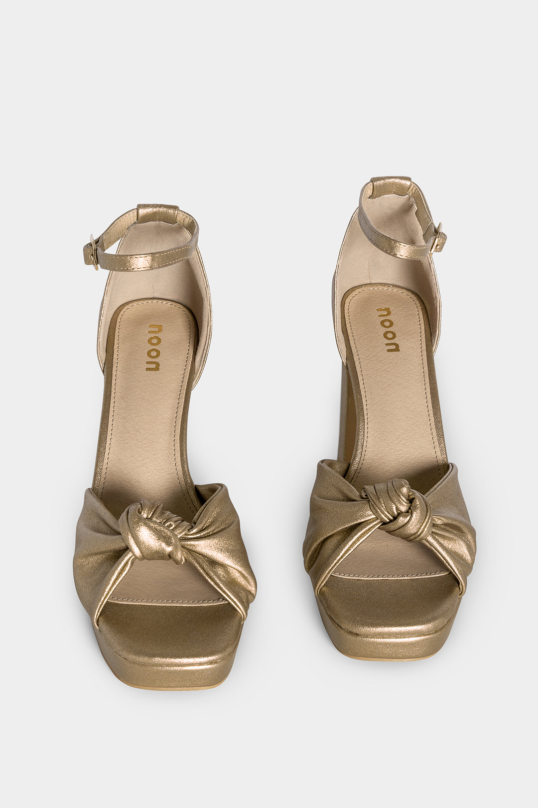 KNOT HEEL SANDAL