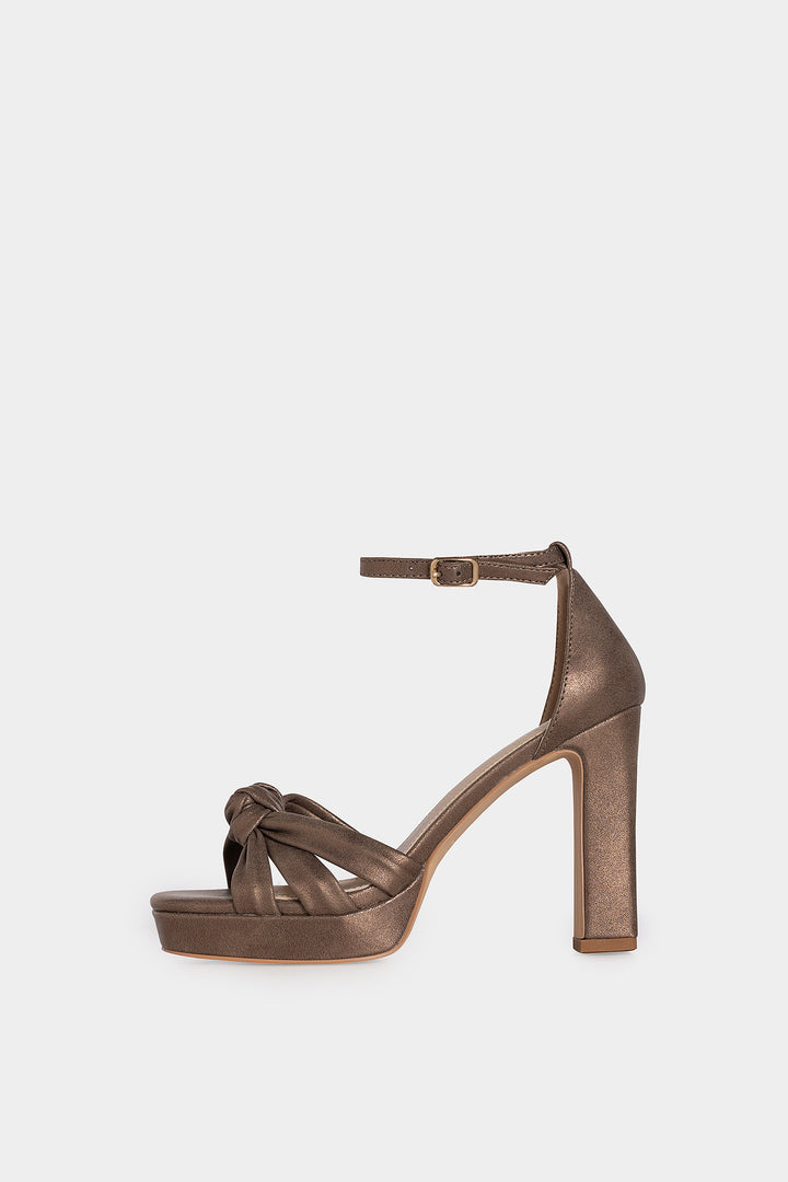THREE-KNOT HEEL SANDAL