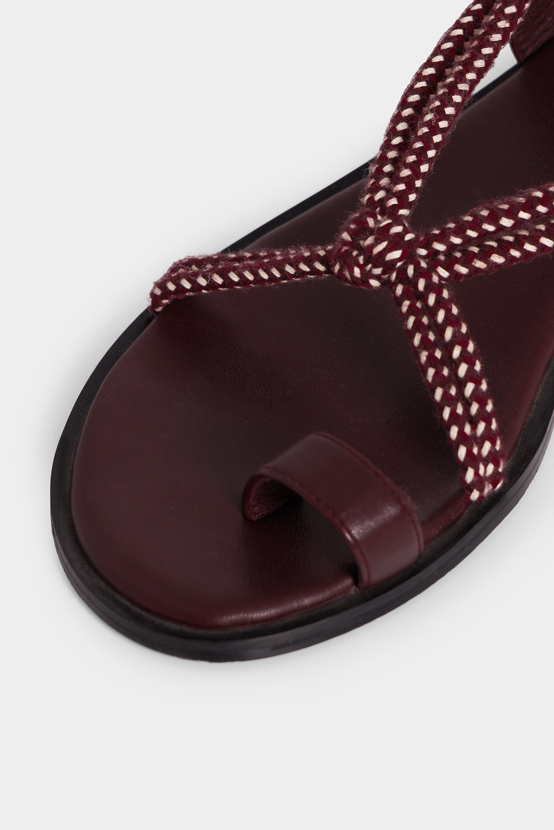 ROPE KNOT SANDAL