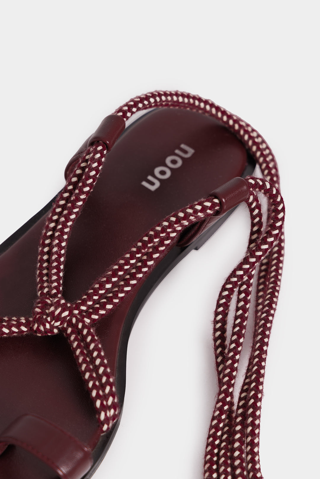 ROPE KNOT SANDAL